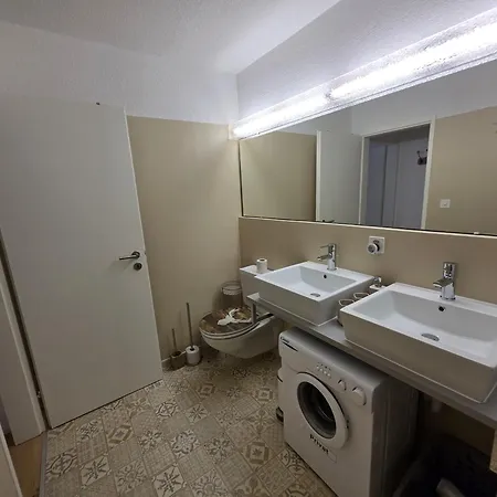 Pl203 Frisch Renovierte Lichtdurchflutete Mit Terrasse Vulpera