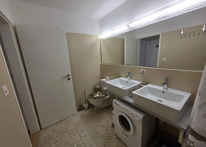 Pl203 Frisch Renovierte Lichtdurchflutete Mit Terrasse Vulpera